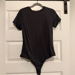 Nuuds t-shirt bodysuit